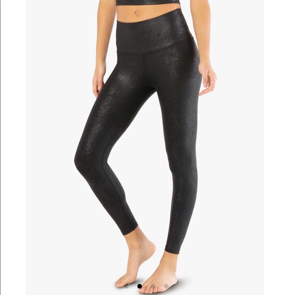 Beyond Yoga Viper High Waisted Midi 